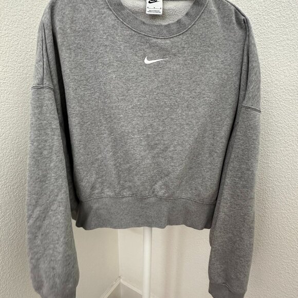 Nike Gray Crew Neck Sweater - Picture 1 of 3